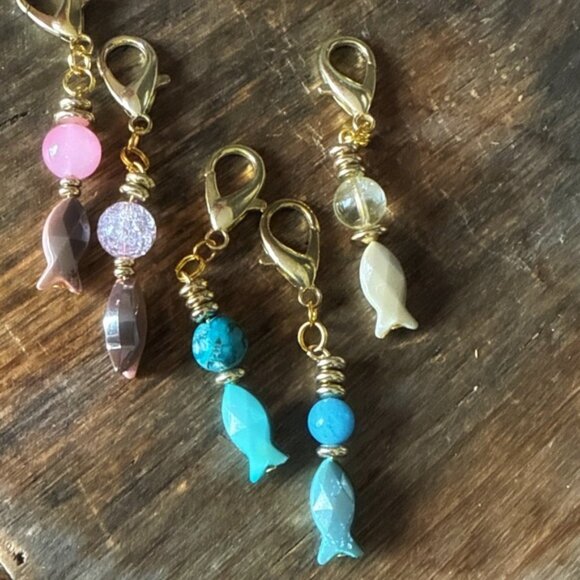 Alquimia Gold and Blue Charm - Picture 2 of 2